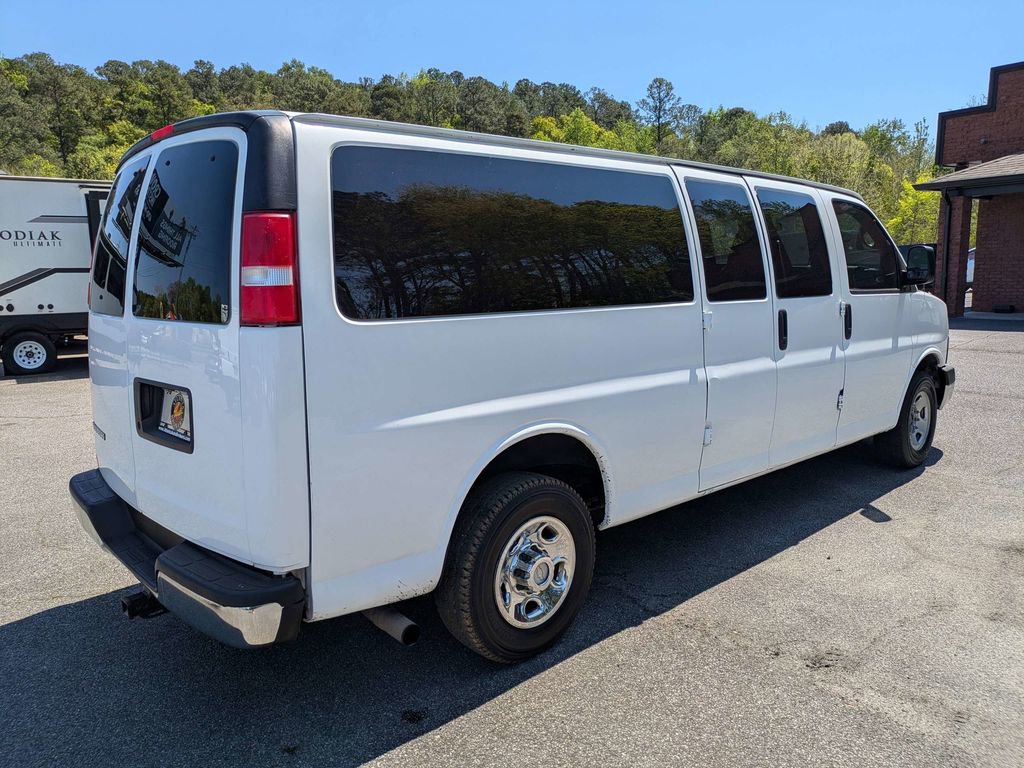 Used 2014 Chevrolet Express 3500 LT w/ LT Preferred Equipment Group image 4