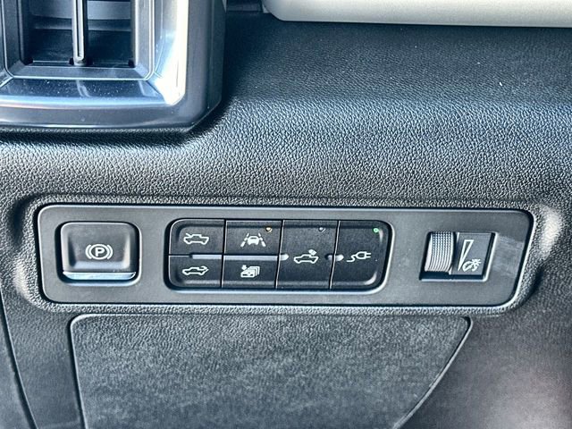 New 2026 GMC Hummer EV 4x4 Crew Cab image 18