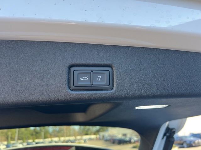 New 2025 Audi Q5 Premium image 23