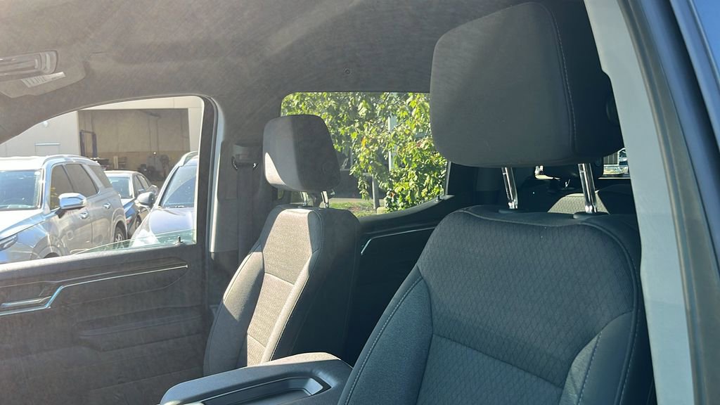 Used 2023 Chevrolet Silverado 1500 LT image 8