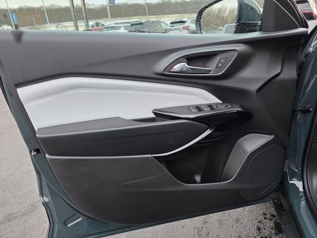 New 2026 Chevrolet Trax LT w/ LT Convenience Package image 10