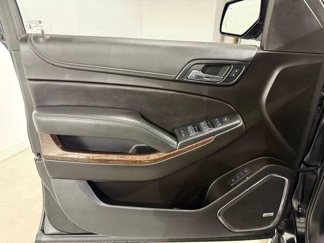 Certified 2020 GMC Yukon XL SLT w/ Premium Edition AWD/4WD image 12