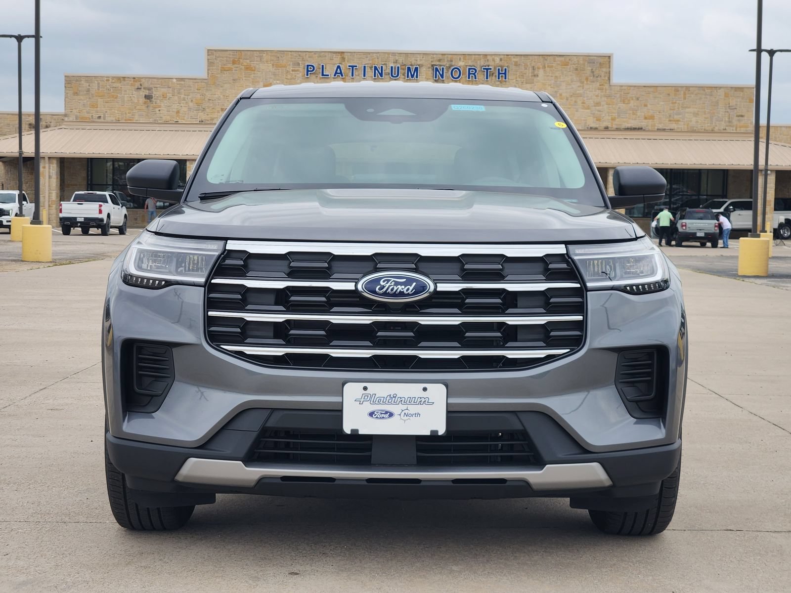 New 2026 Ford Explorer Active RWD image 6