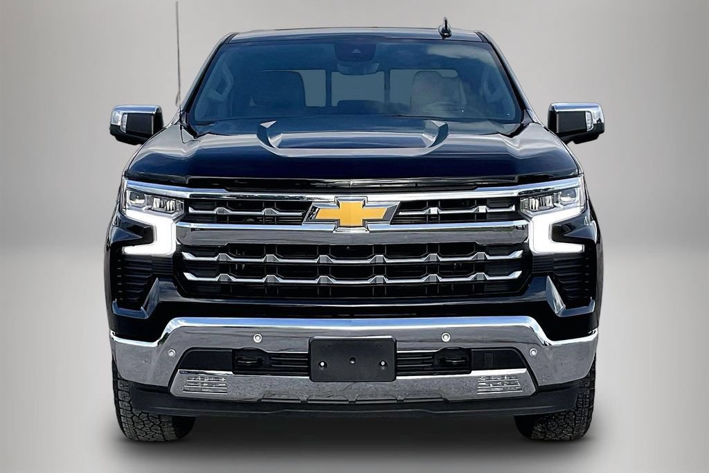 Used 2024 Chevrolet Silverado 1500 LTZ w/ LTZ Premium Texas Edition AWD/4WD image 3
