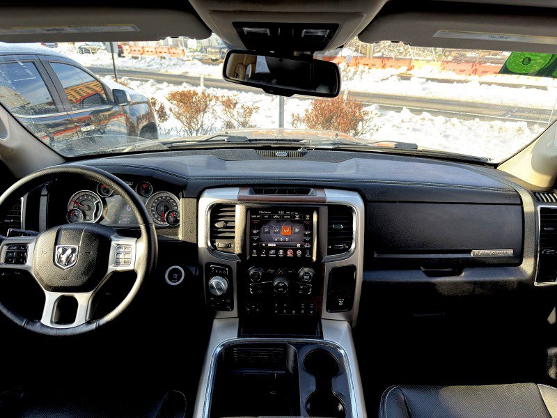 Used 2016 RAM 1500 Laramie w/ Convenience Group image 19