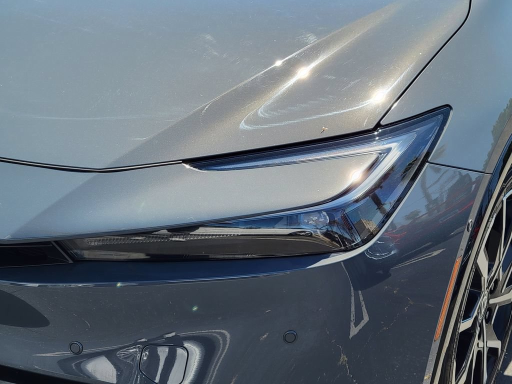 Used 2025 Toyota Prius Plug-In Hybrid w/ Limited Premium Package FWD image 24