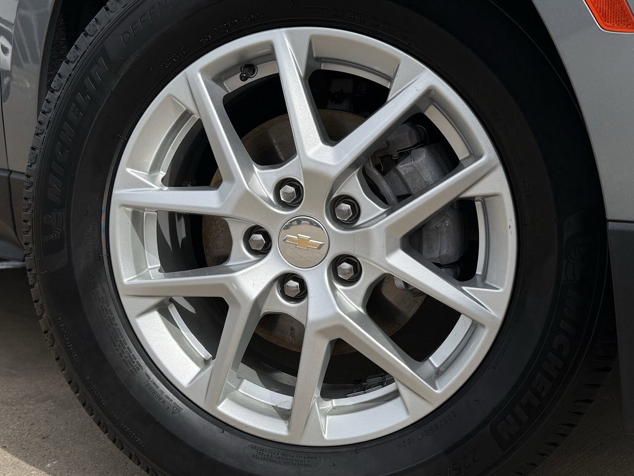 Used 2023 Chevrolet Equinox LT FWD image 10