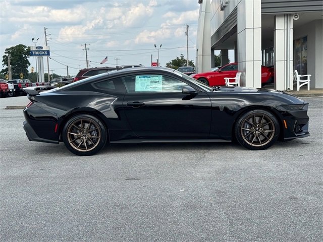 New 2025 Ford Mustang Dark Horse image 2