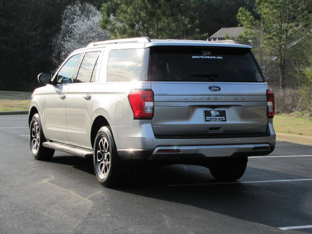 Used 2024 Ford Expedition Max XLT image 11