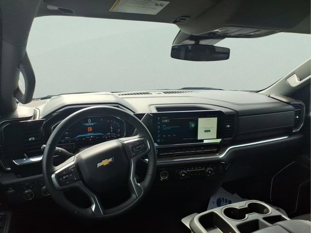 Used 2024 Chevrolet Silverado 1500 LT image 9