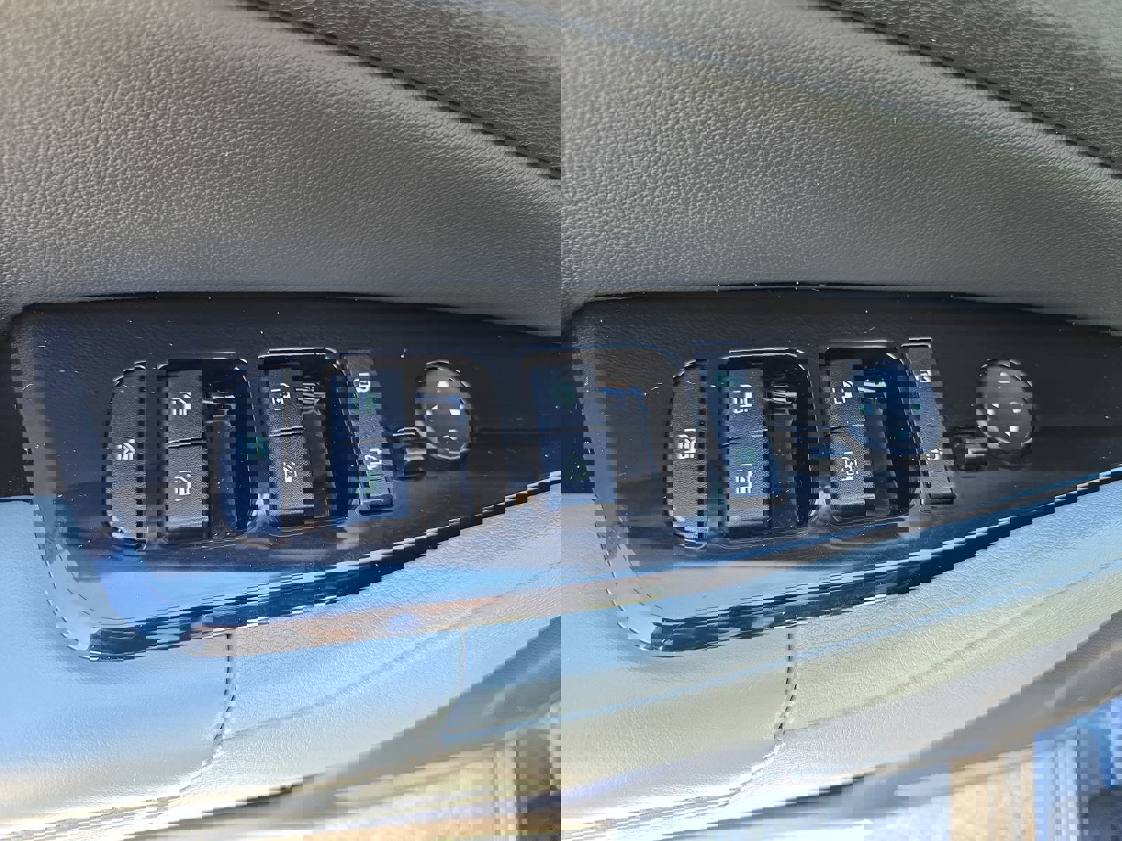 Used 2023 Kia Sportage X-Line w/ X-Line Premium Package image 26