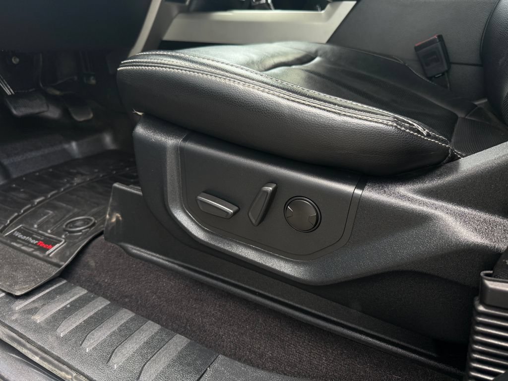 Used 2019 Ford F150 Lariat w/ FX4 Off-Road Package AWD/4WD image 22