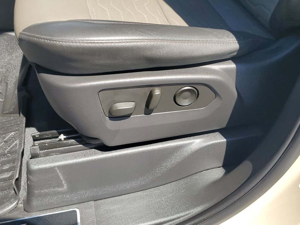 Used 2022 Chevrolet Silverado 1500 ZR2 image 19