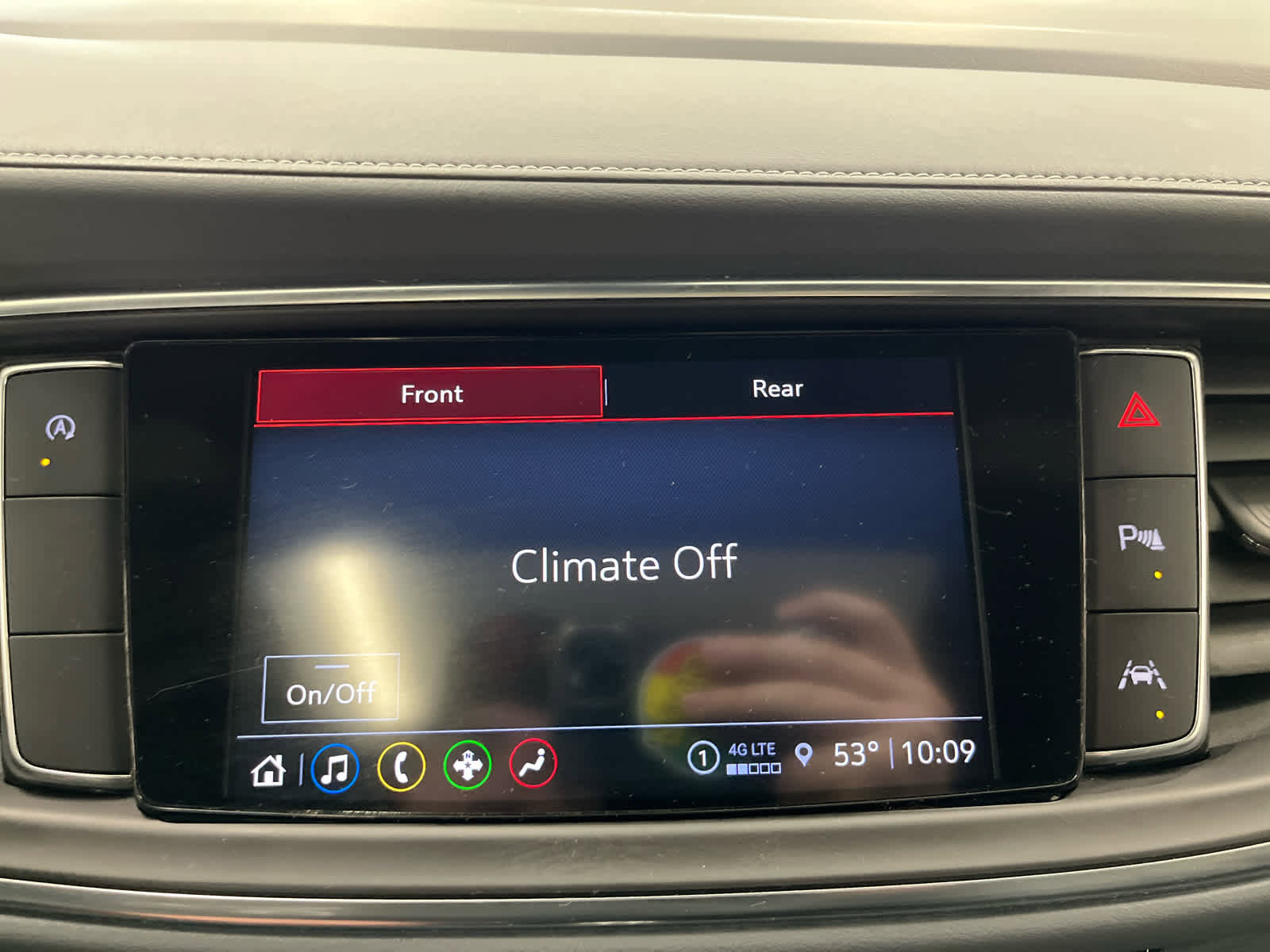 Used 2023 Buick Enclave Essence w/ Experience Buick Package image 34