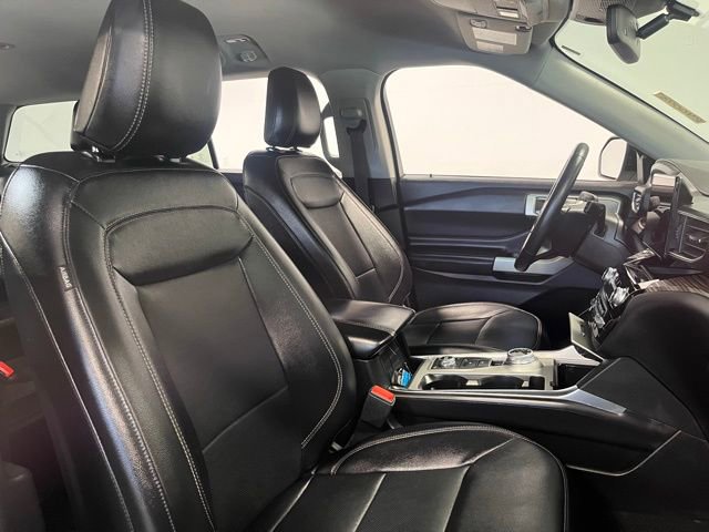 Used 2023 Ford Explorer Limited w/ Equipment Group 301A image 10