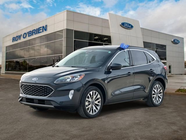 Certified 2022 Ford Escape Titanium w/ Class II Trailer Tow Package image 1