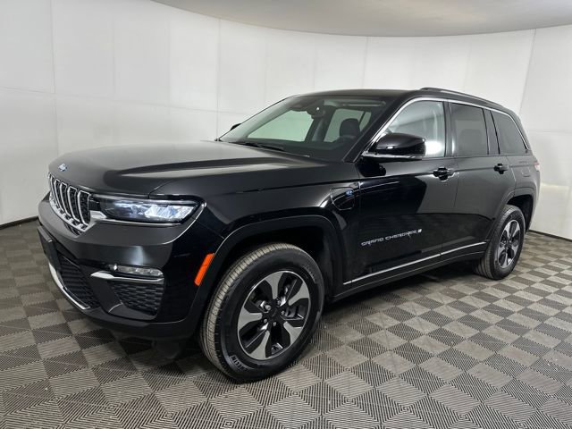 Used 2023 Jeep Grand Cherokee 4WD 4xe image 7