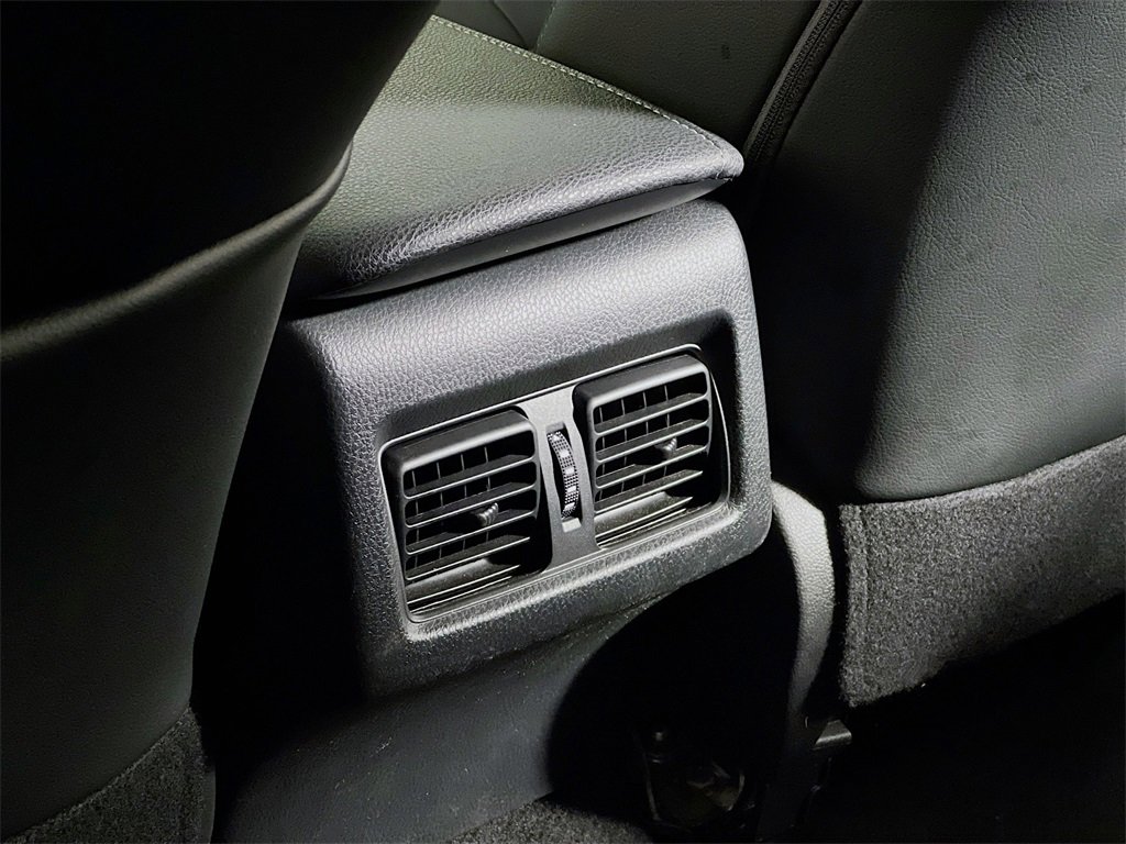 Used 2021 Toyota Camry XSE image 22