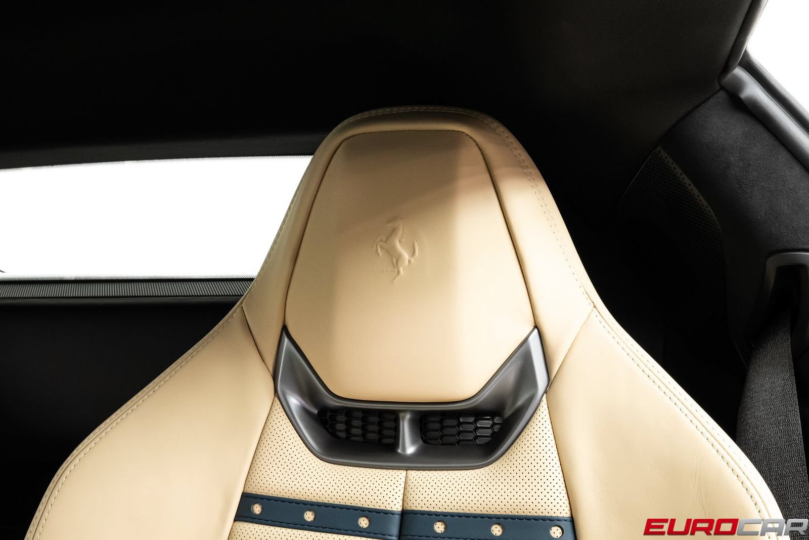 Used 2023 Ferrari 296 GTB RWD image 44