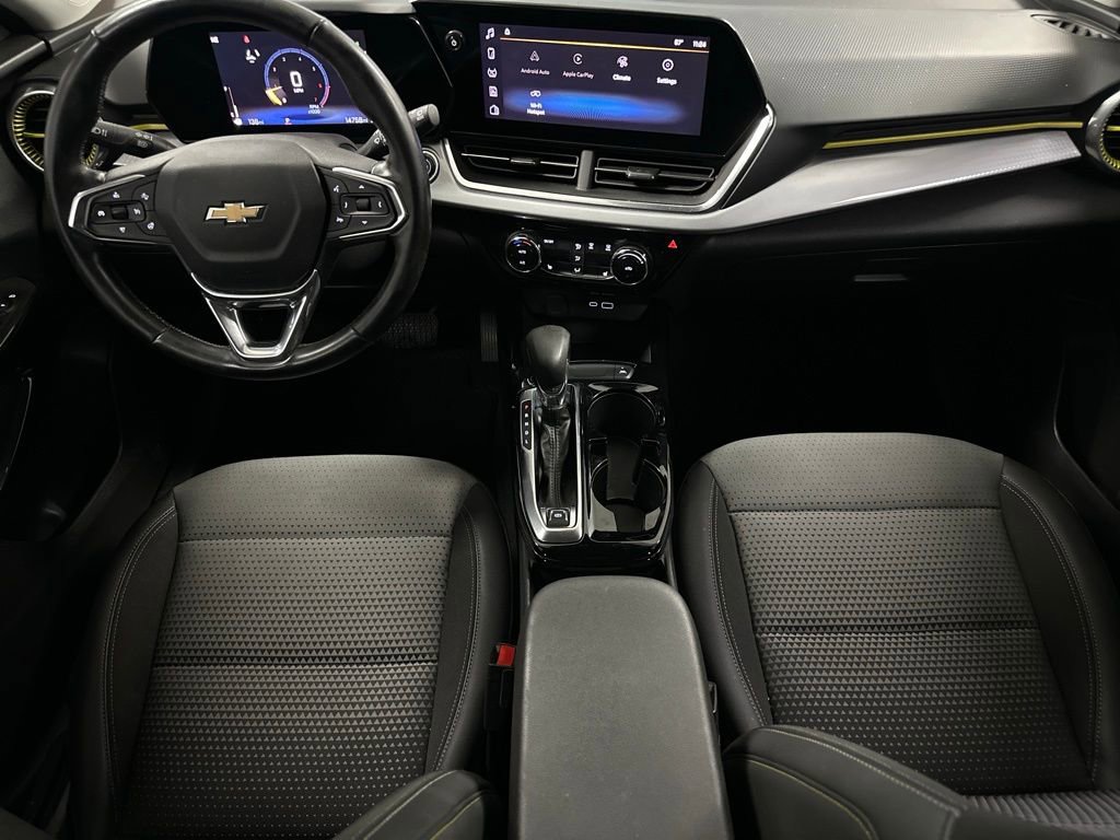 Used 2024 Chevrolet Trax LT w/ Driver Confidence Package image 4