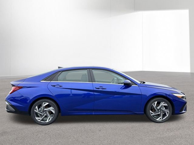 New 2026 Hyundai Elantra Limited image 31