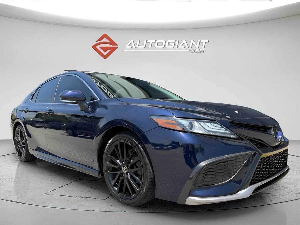 Used 2022 Toyota Camry XSE w/ Cold Weather Package AWD/4WD image 3