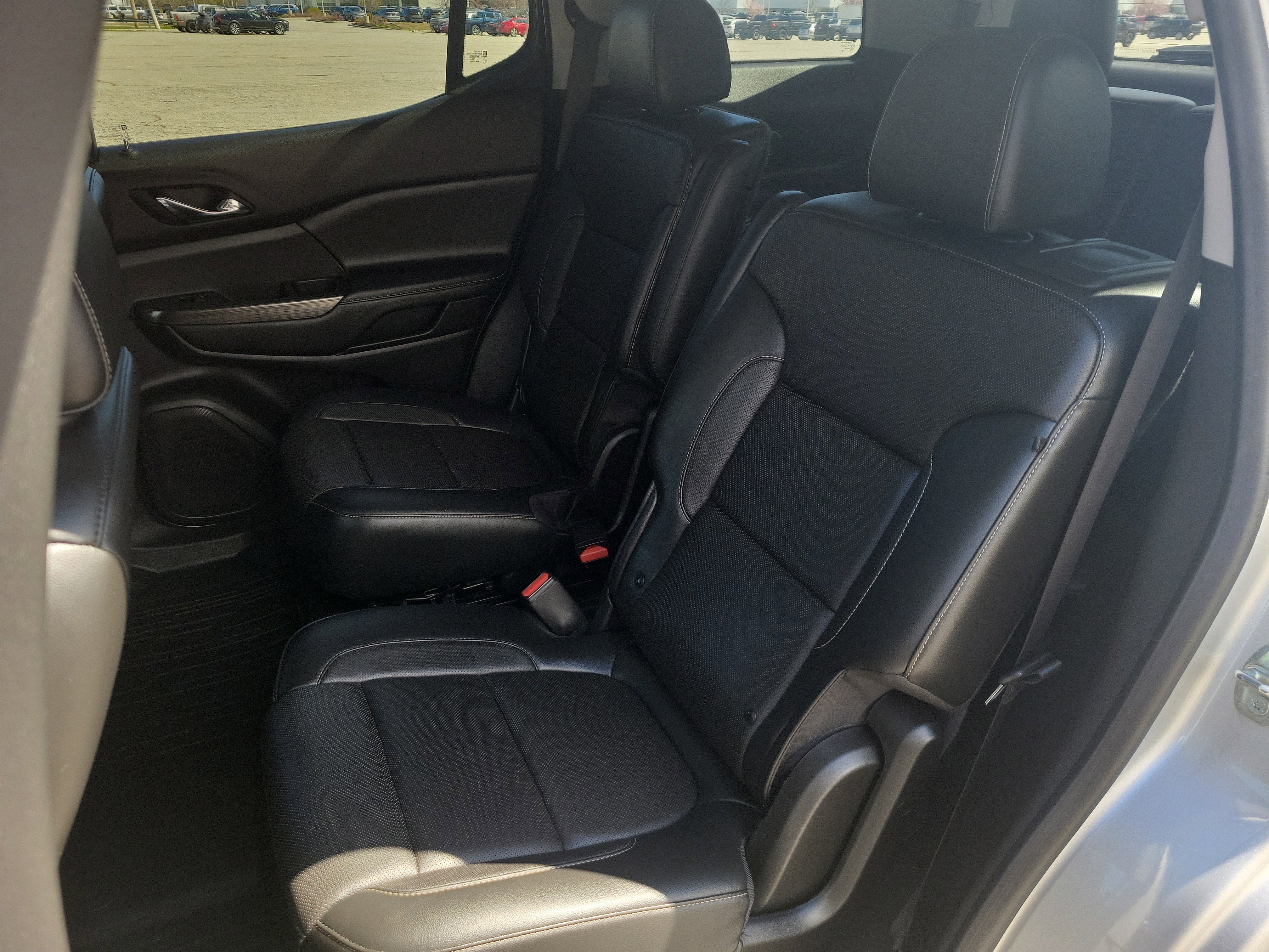 Used 2020 GMC Acadia SLT w/ Trailering Package AWD/4WD image 16
