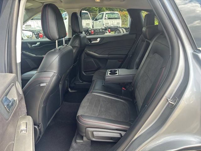 Used 2022 Ford Escape SEL w/ SEL Stealth AWD Package image 13