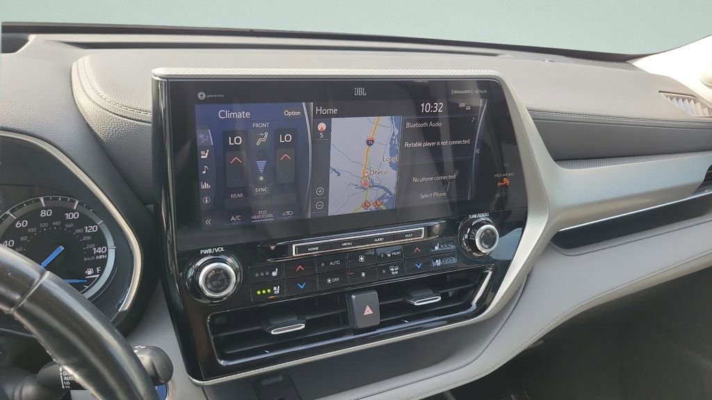 Used 2021 Toyota Highlander Platinum image 14