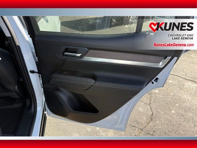 New 2026 GMC Terrain Denali w/ LPO, Floor Liner Package image 17