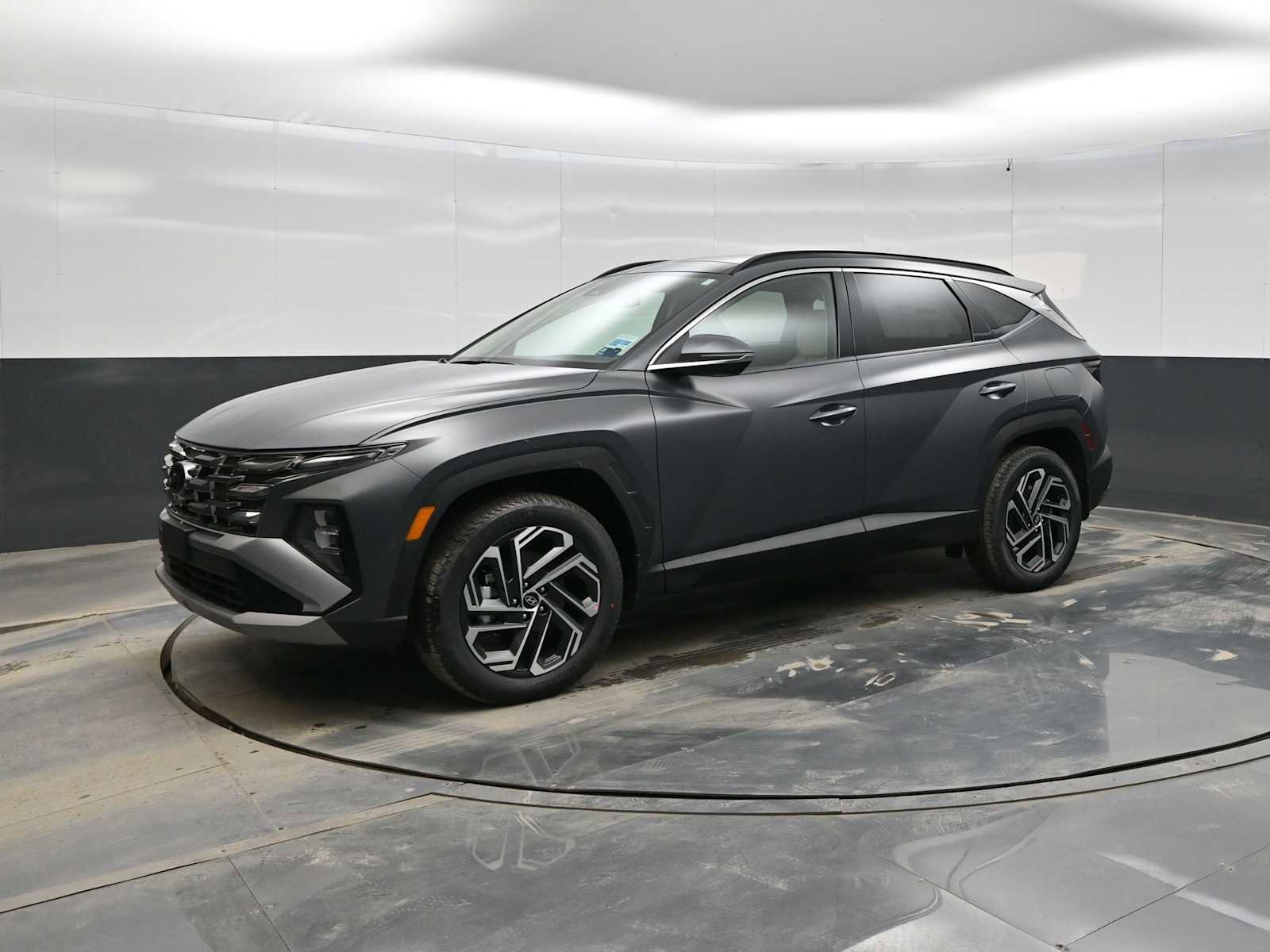 New 2026 Hyundai Tucson Limited w/ Tow & Go Package image 4