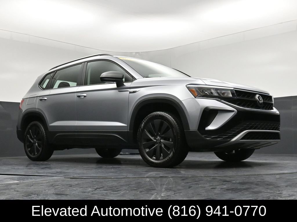 Used 2024 Volkswagen Taos S w/ MDO Package image 27