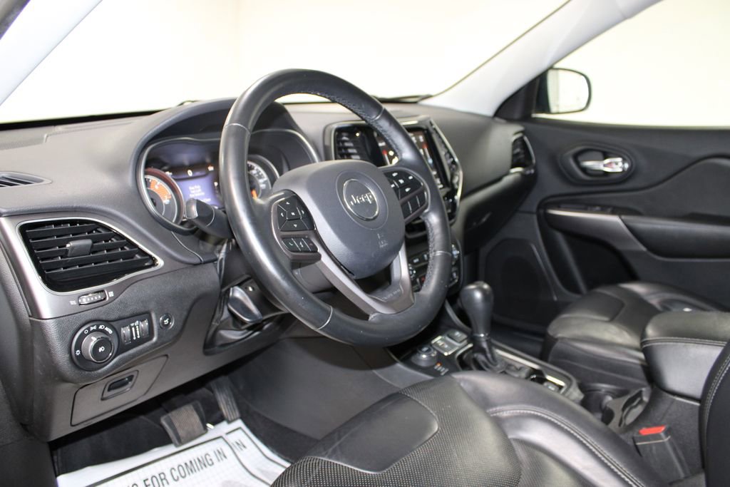 Used 2019 Jeep Cherokee Limited AWD/4WD image 22