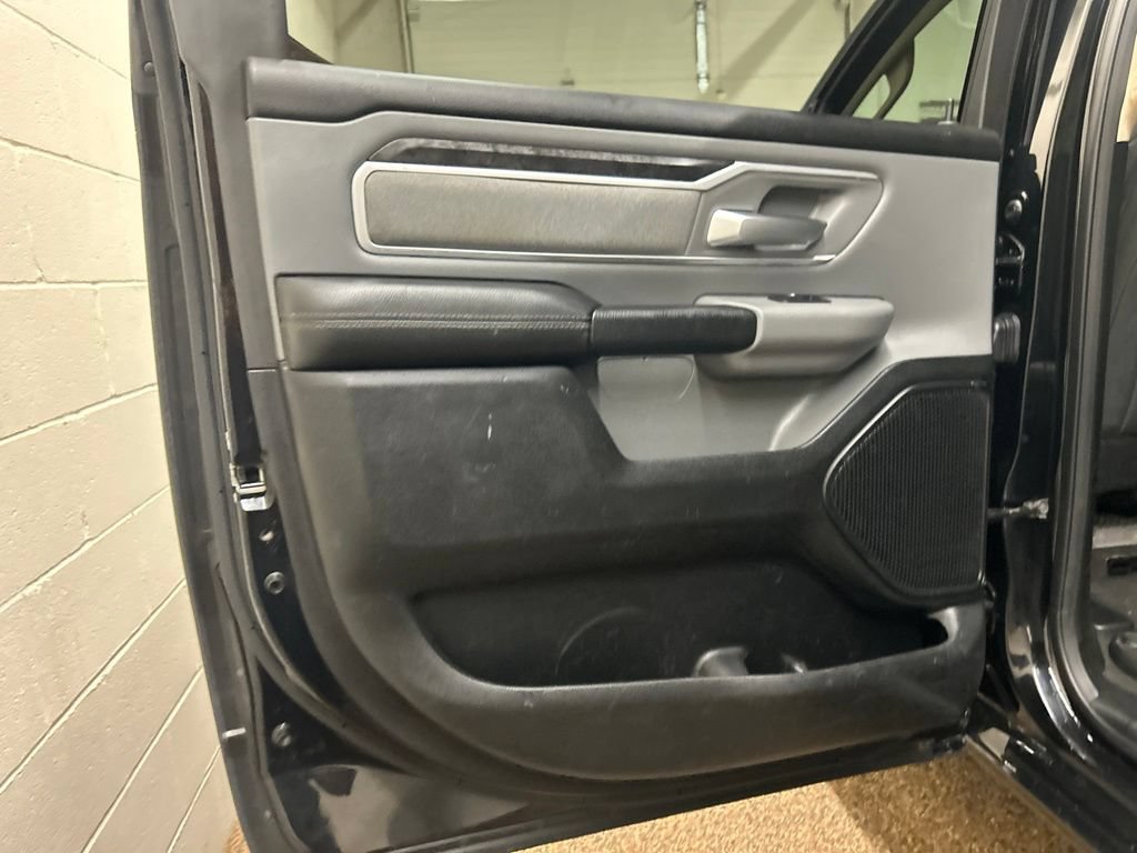 Used 2020 RAM 1500 Big Horn AWD/4WD image 14