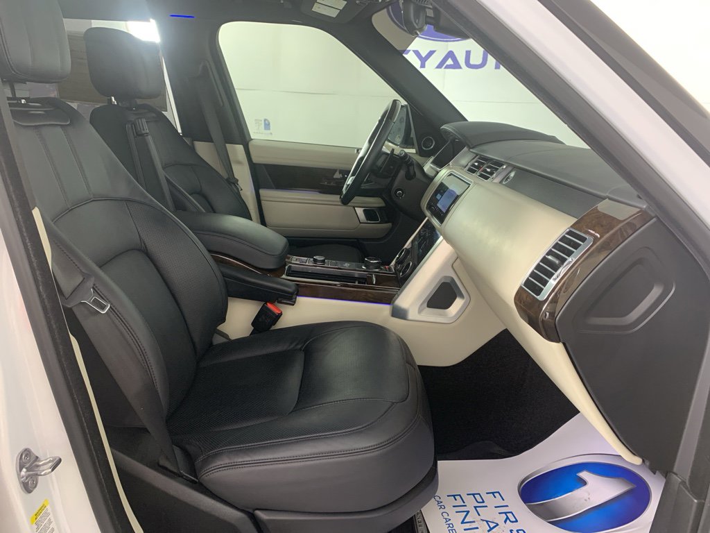 Used 2020 Land Rover Range Rover Long Wheelbase HSE image 42