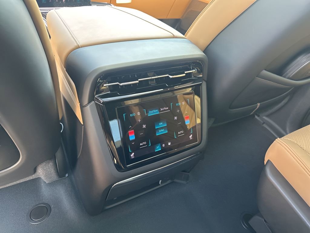 New 2026 Cadillac Escalade IQ Sport 2 w/ LPO, ONYX Package image 24