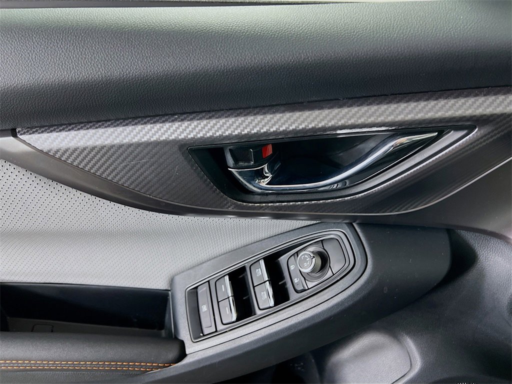 Used 2022 Subaru Crosstrek 2.5i Limited w/ Moonroof Package 2 image 25