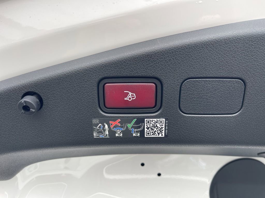 New 2026 Mercedes-Benz CLE 300 4MATIC Cabriolet image 11