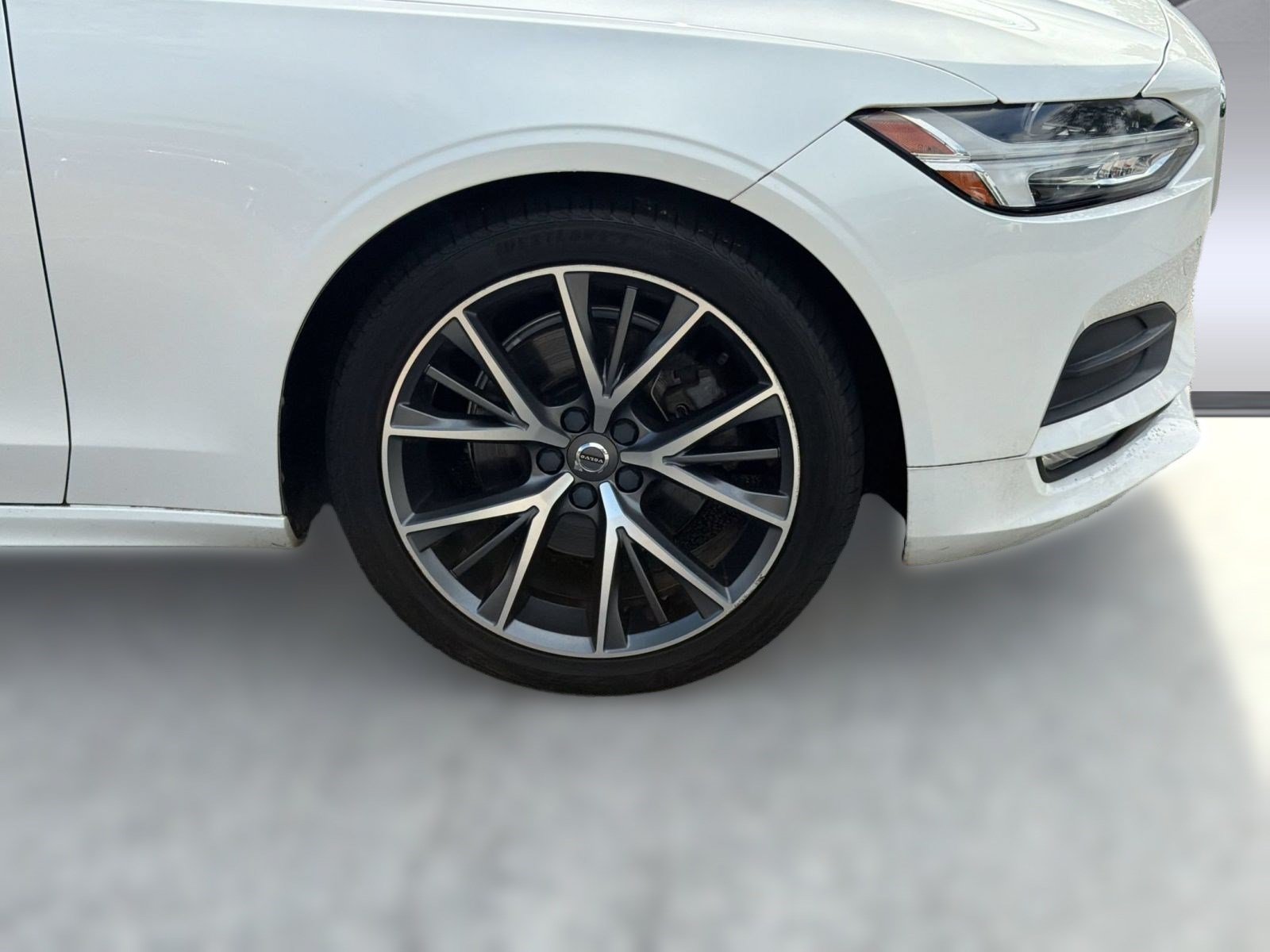 Used 2019 Volvo S90 T5 Momentum FWD image 12