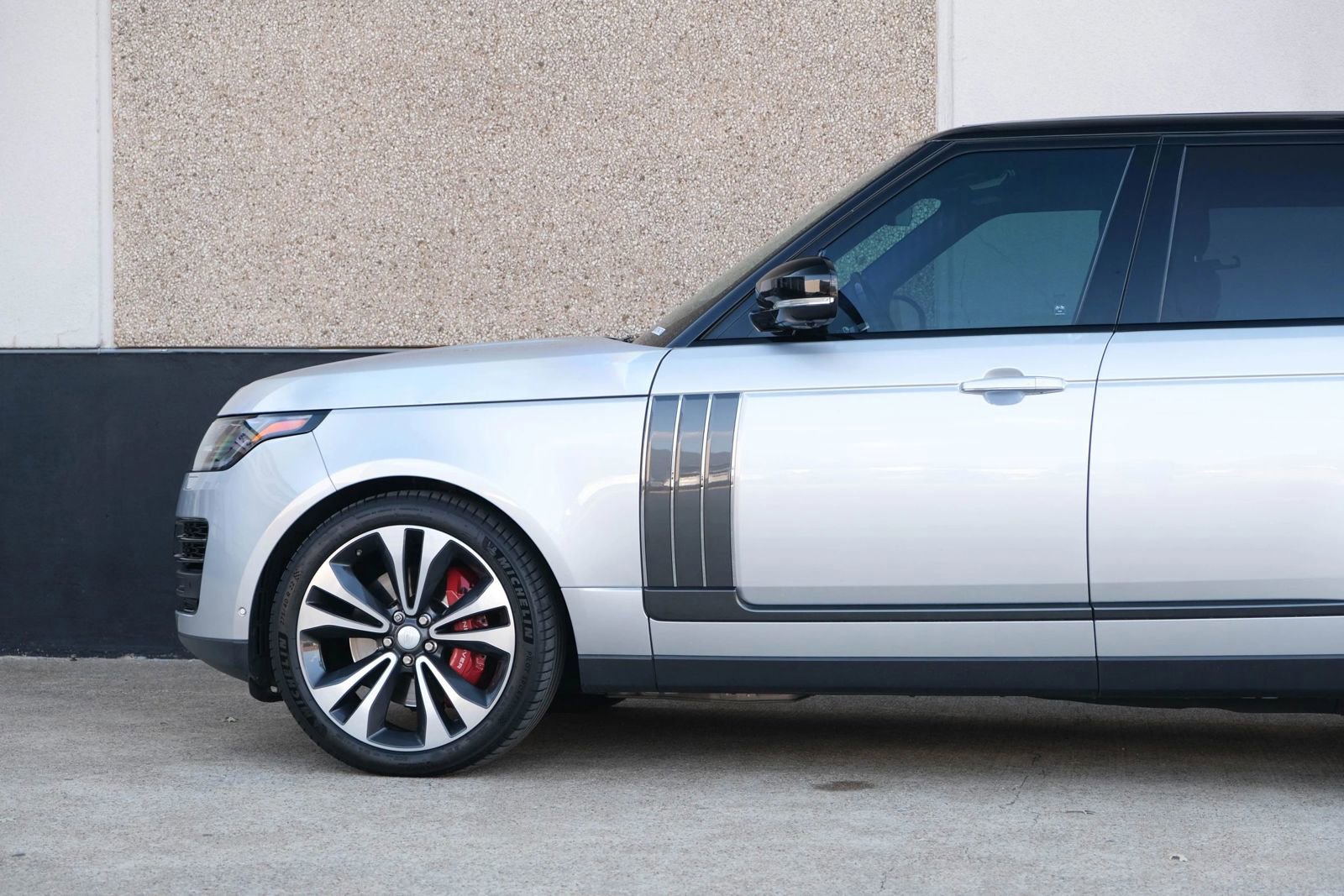 Used 2020 Land Rover Range Rover SV Autobiography Dynamic image 7