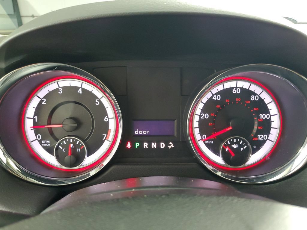 Used 2018 Dodge Grand Caravan SE w/ UConnect Hands-Free Group FWD image 24
