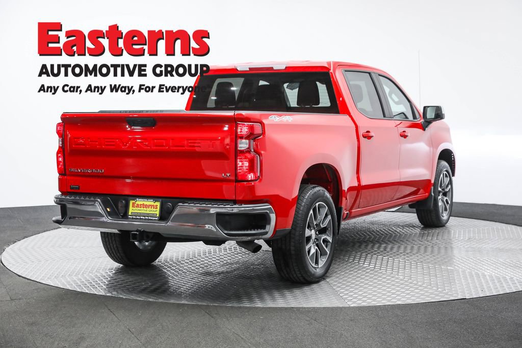 Used 2023 Chevrolet Silverado 1500 LT AWD/4WD image 5