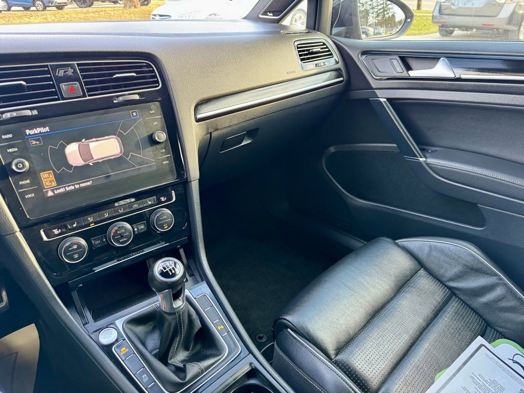Used 2019 Volkswagen Golf R 4-Door image 39