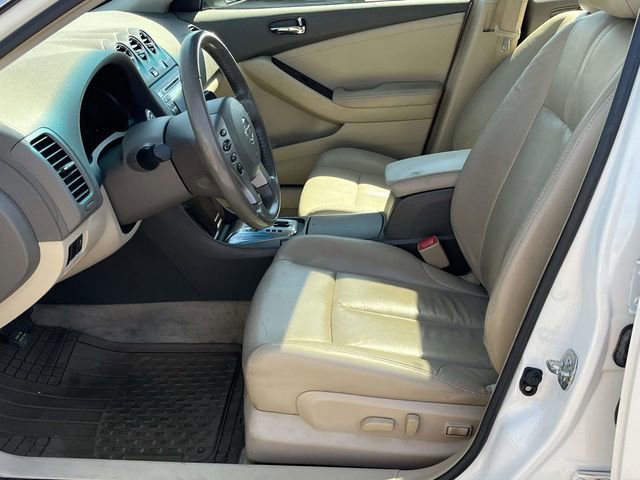 Used 2011 Nissan Altima 2.5 SL w/ 2.5SL Pkg FWD image 13