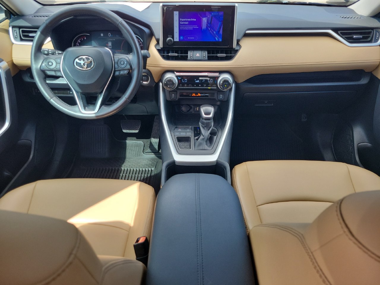 Used 2025 Toyota RAV4 XLE Premium FWD image 12