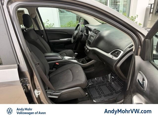 Used 2016 Dodge Journey SXT w/ Comfort/Convenience Group FWD image 13