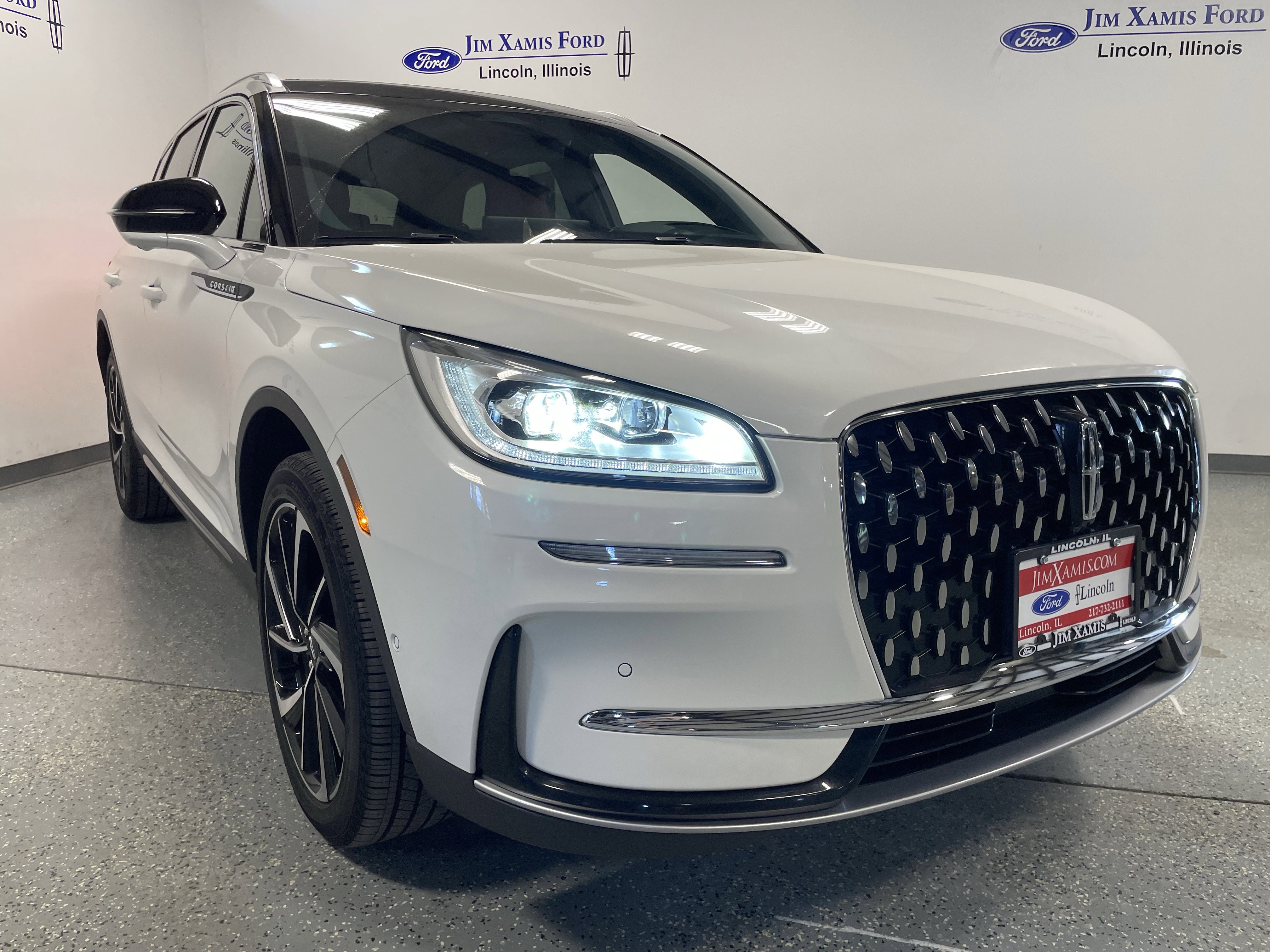 Used 2023 Lincoln Corsair Reserve w/ Equipment Group 202A image 38