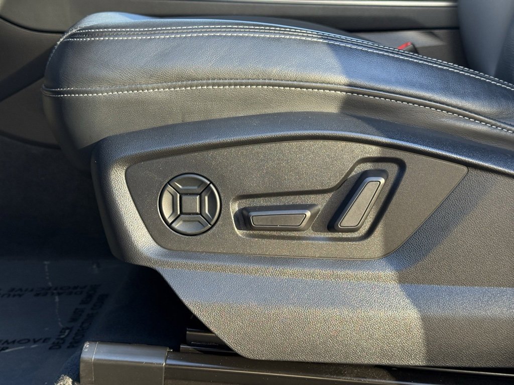 Used 2021 Audi Q8 Premium Plus image 12