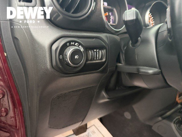Used 2021 Jeep Wrangler Unlimited Sport AWD/4WD image 12