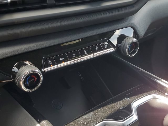 New 2026 Chevrolet Silverado EV LT w/ Plus Package AWD/4WD image 28